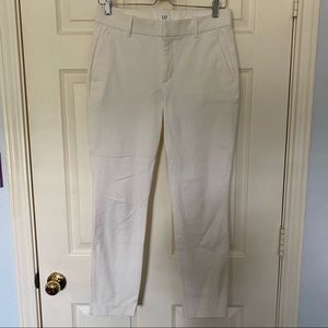 White Gap pants